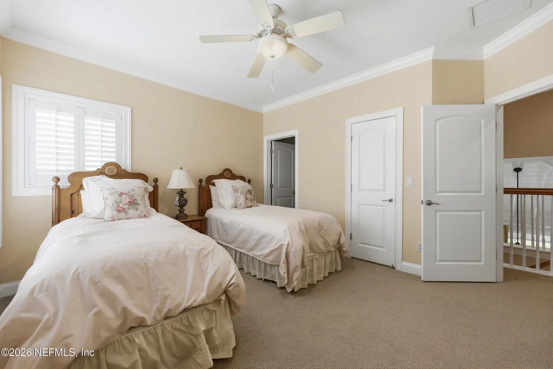 Photo of 286 VALE Drive