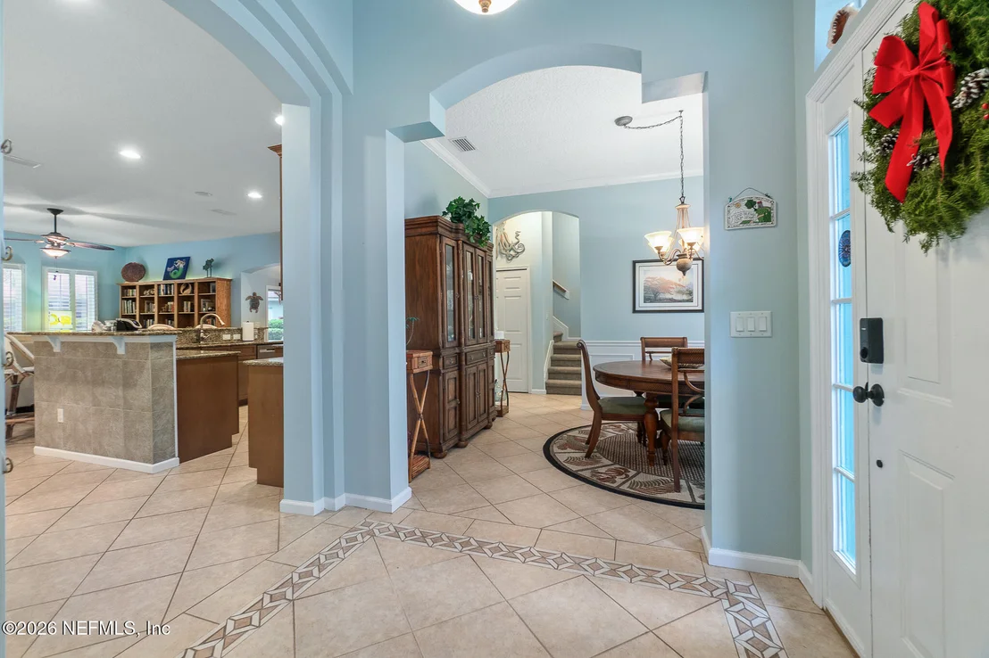 Photo of 376 VALVERDE Lane