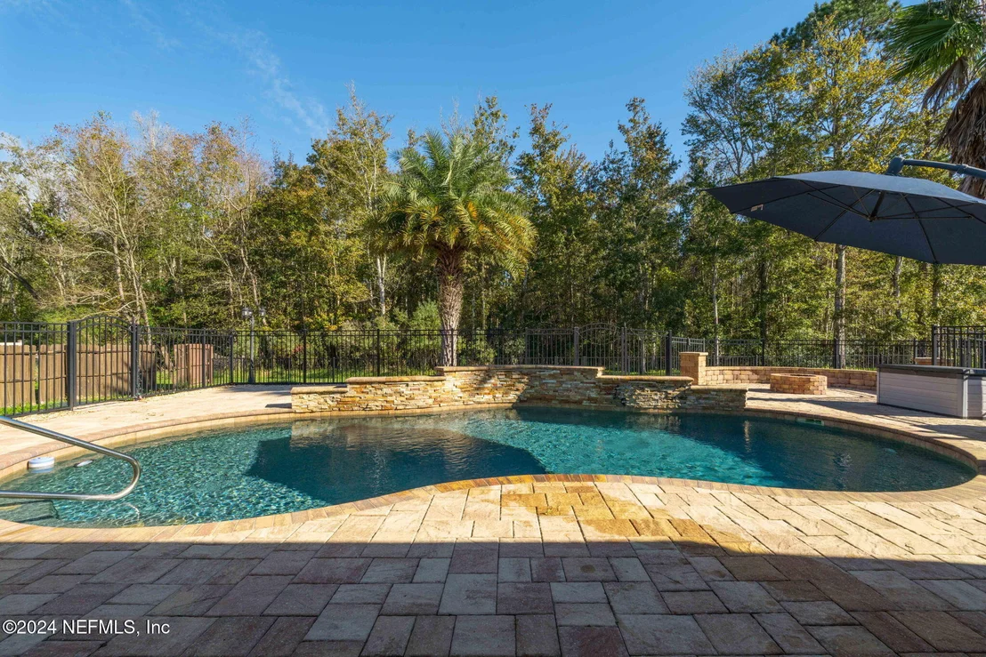 Photo of 44017 GREEN MEADOWS Lane