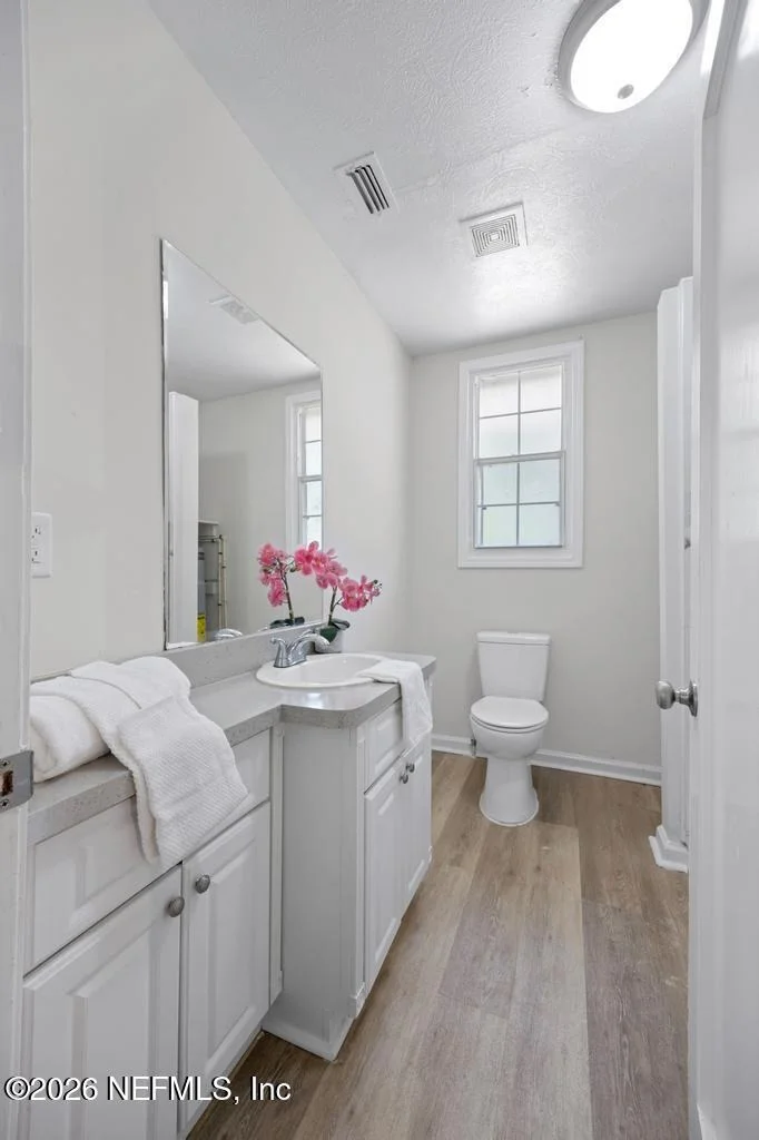 Photo of 166 HERNANDO Drive