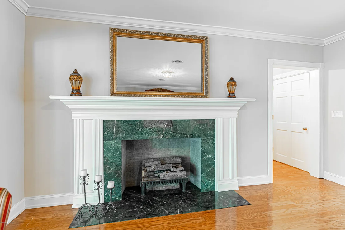 Photo of 3717 CEDARCREST Drive