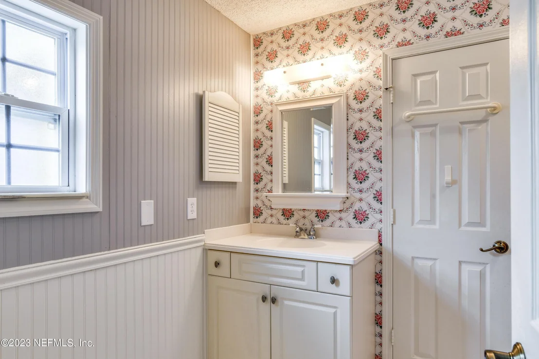 Photo of 183 OCEAN HOLLOW Lane