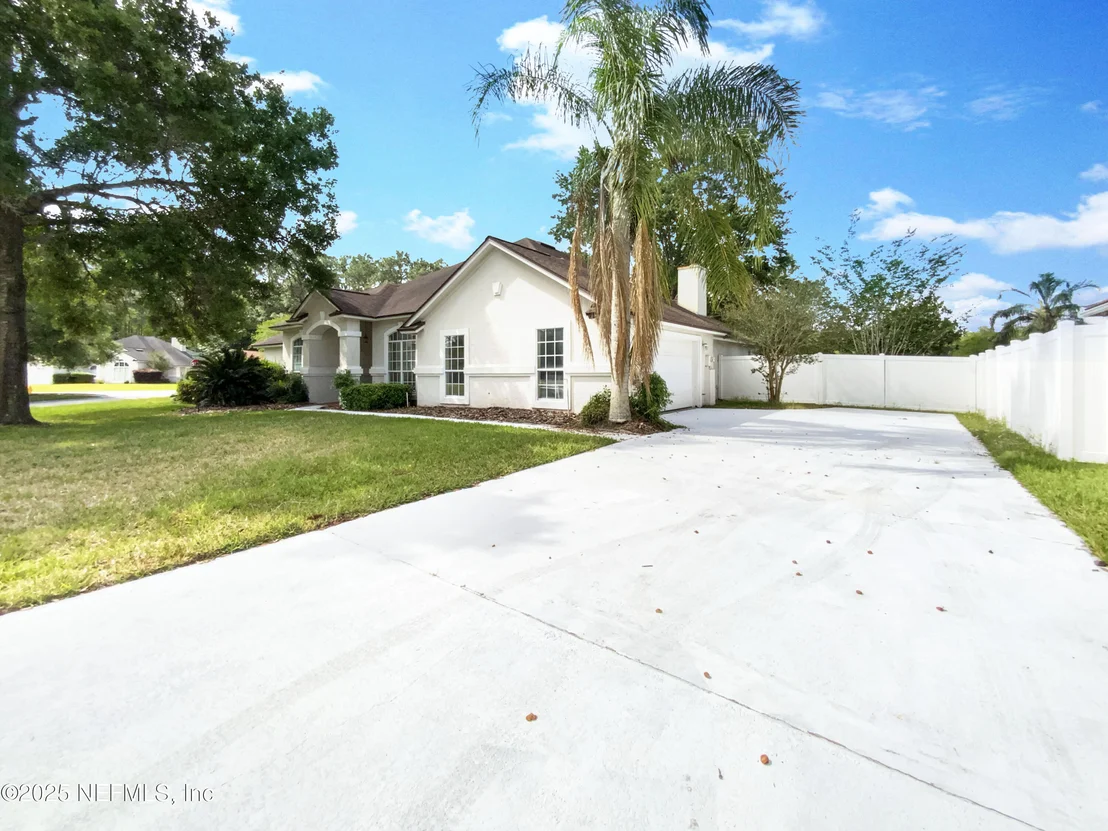 Photo of 689 BOX BRANCH Circle