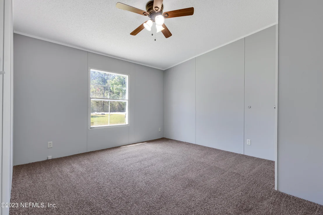 Photo of 44474 PINEBREEZE Circle