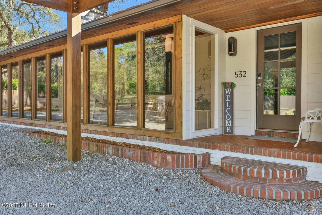 Photo of 532 MOONSHINE Drive
