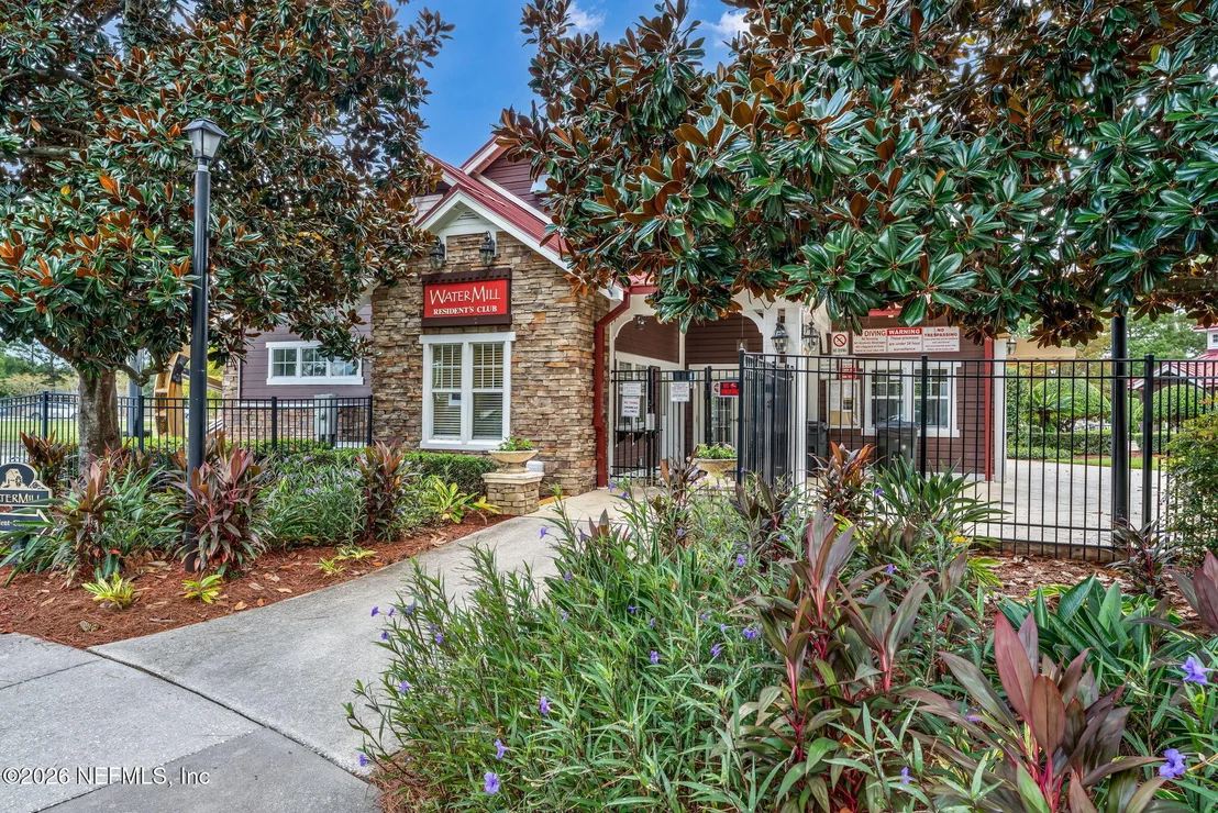 Photo of 9478 BEMBRIDGE MILL Drive