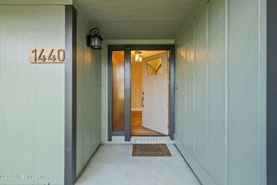 Photo of 1440 FOREST Lane
