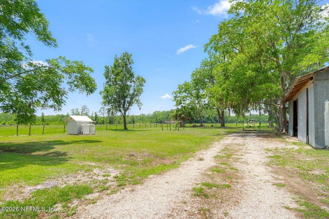 Photo of 786 W RIVER Road