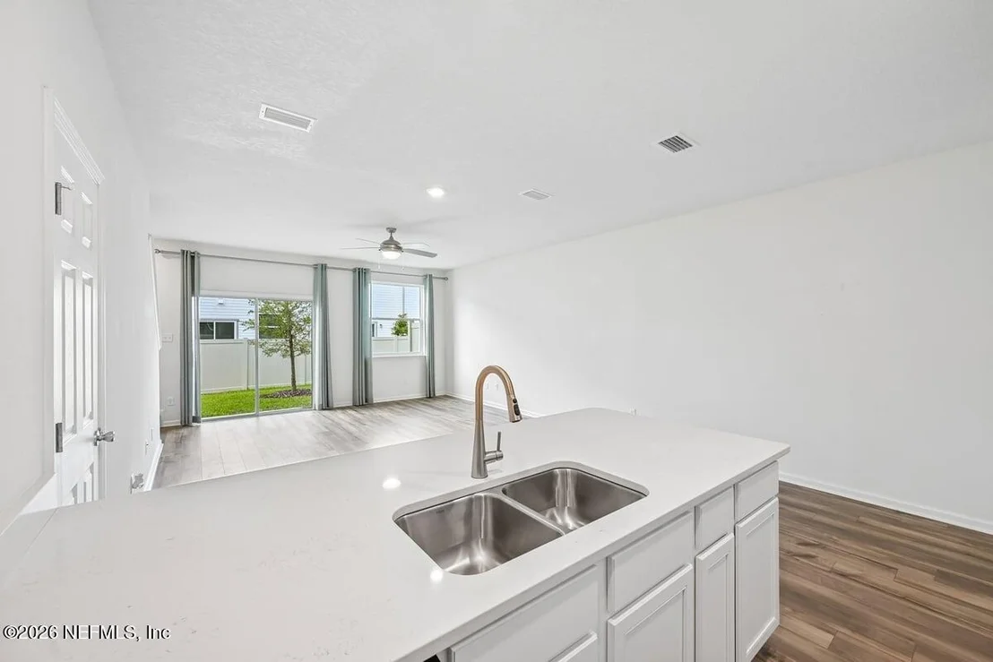 Photo of 25 BEACH PALM Court