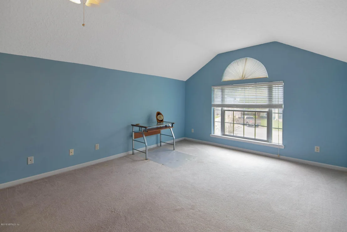 Photo of 115 GLEN OAKS Drive