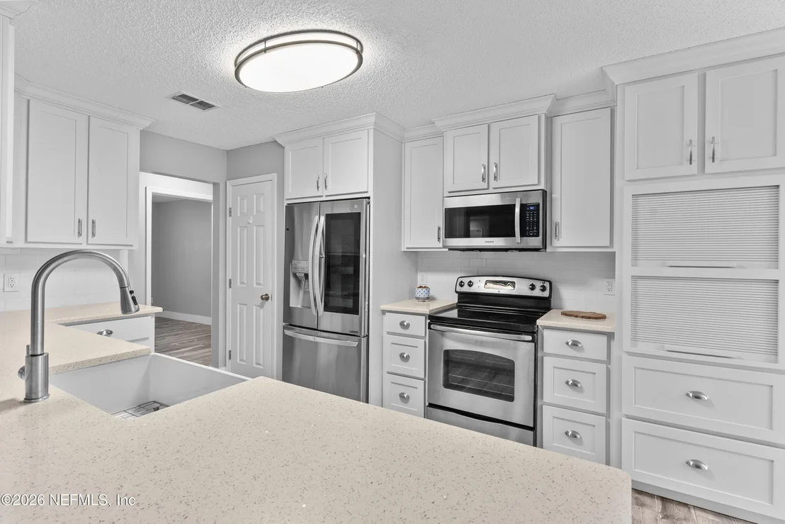 Photo of 7031 OAKRIDGE Loop
