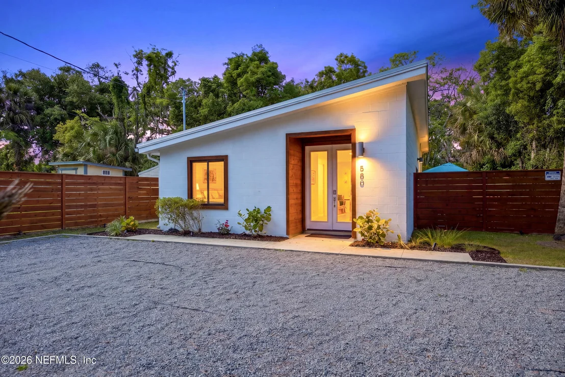 Photo of 580 WHITE Street