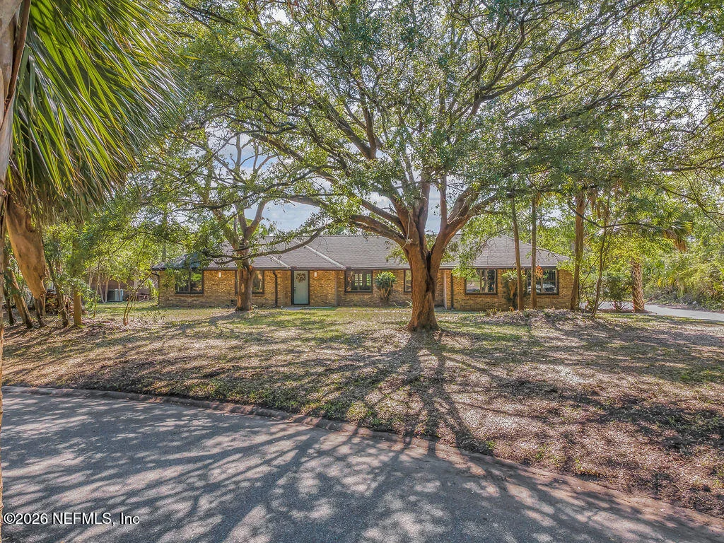 Photo of 2256 FOXWOOD Drive
