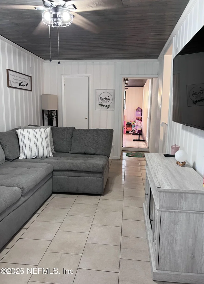 Photo of 240 WOODSIDE Drive