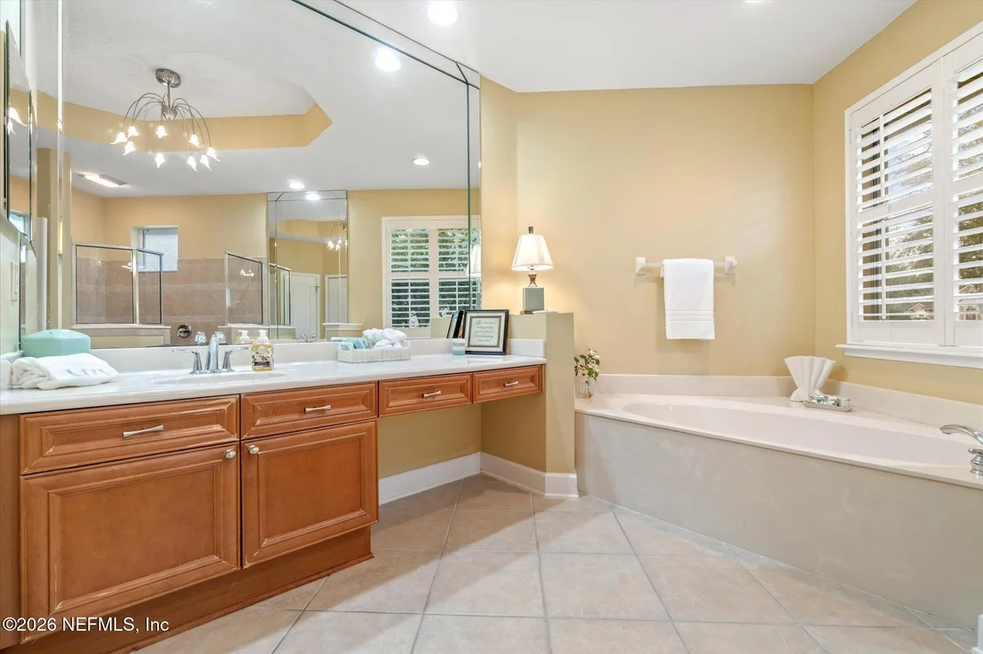 Photo of 616 DONALD ROSS Way