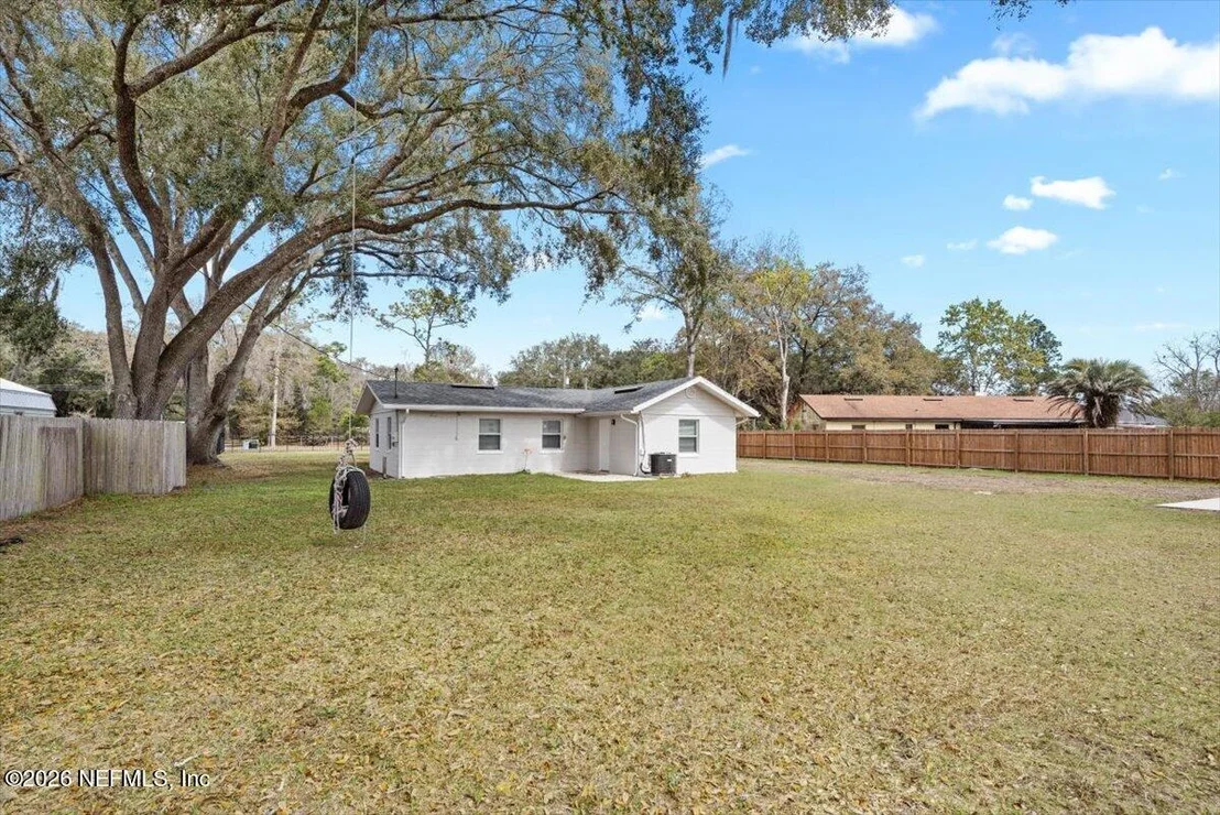 Photo of 9268 HIPPS Road