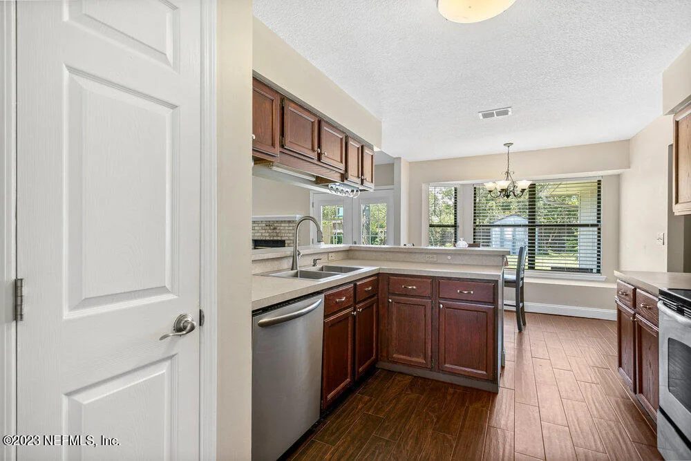 Photo of 8482 CHARLESGATE Circle W