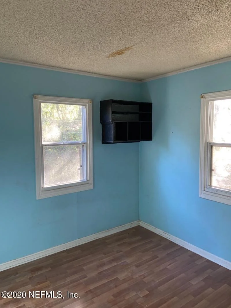 Photo of 1715 HILLTOP Boulevard