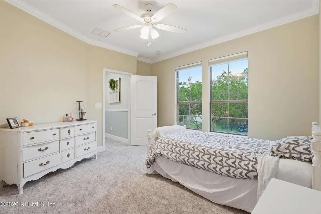 Photo of 218 N SAXXON Road