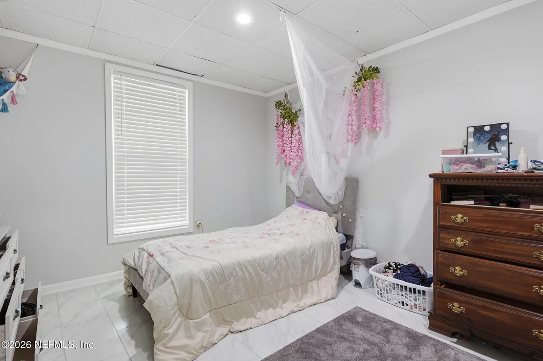 Photo of 865 COLE Road