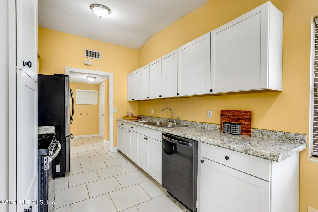 Photo of 4124 TYNDALE Drive
