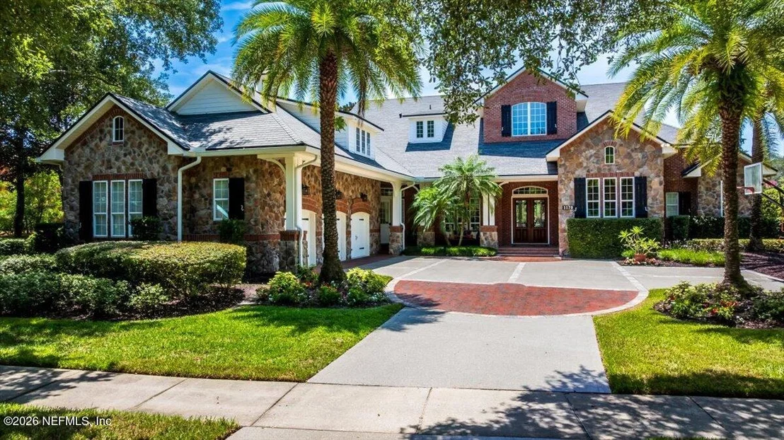 Photo of 1170 REGISTRY Boulevard