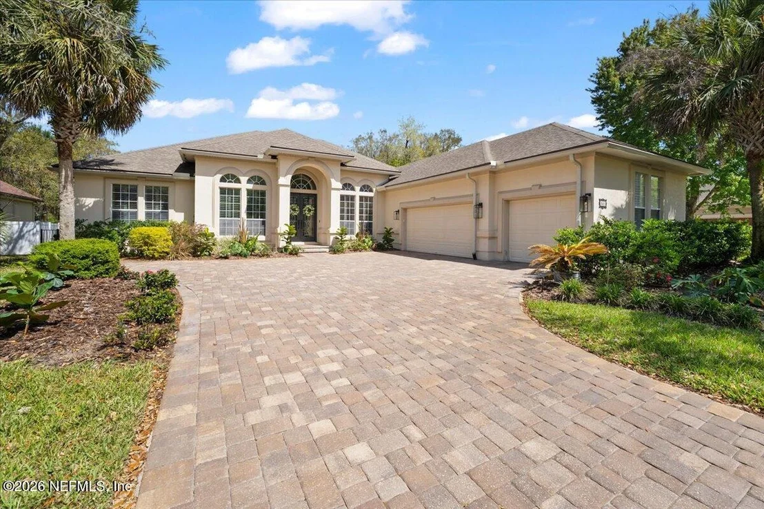 Photo of 541 SEBASTIAN Square