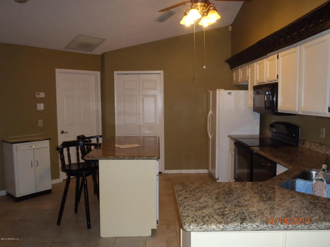 Photo of 377 Oldfield Drive