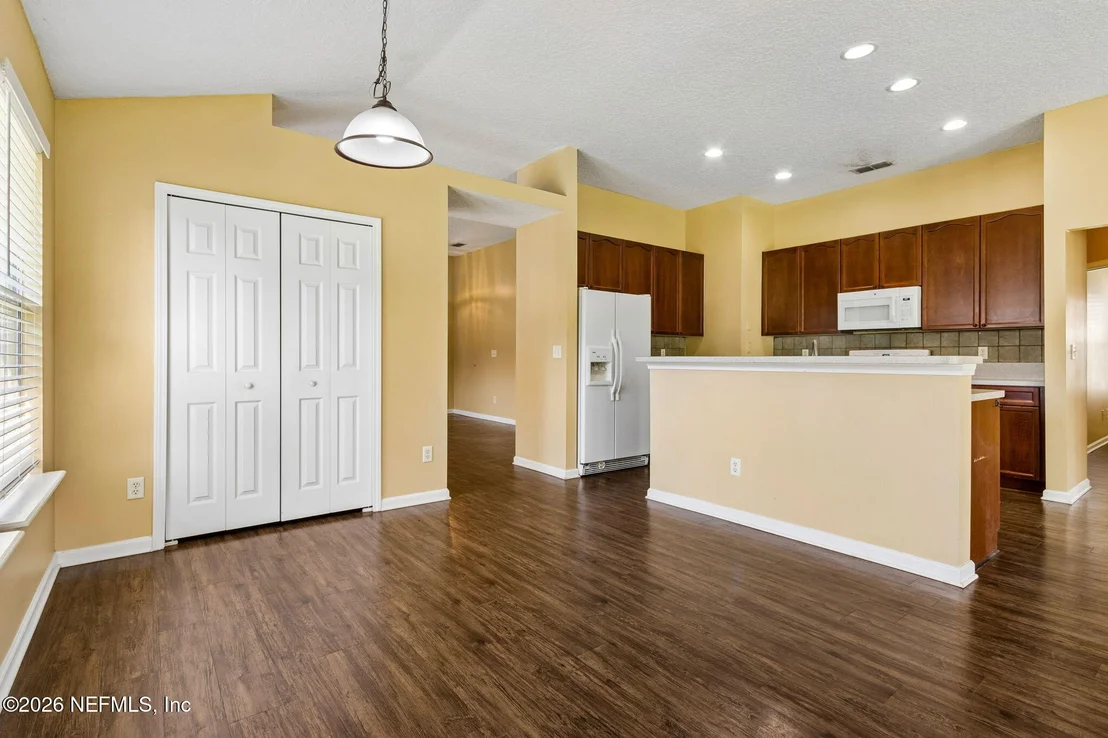 Photo of 831 TIMBERJACK Court