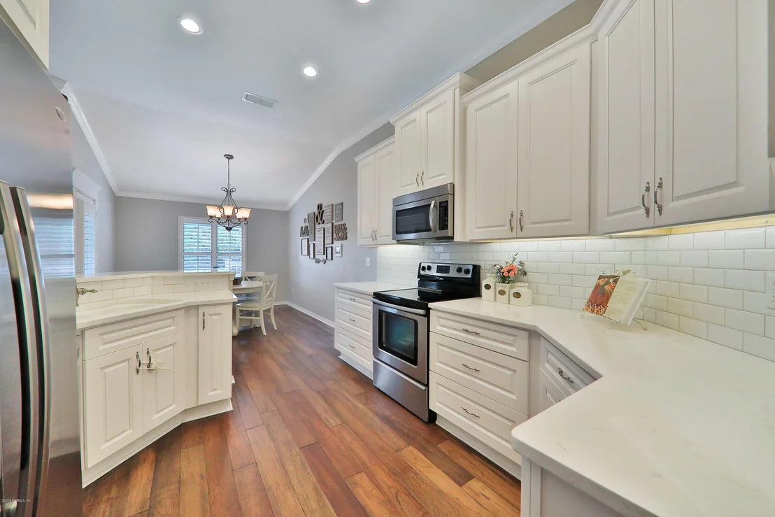 Photo of 12126 CORNER OAKS Drive