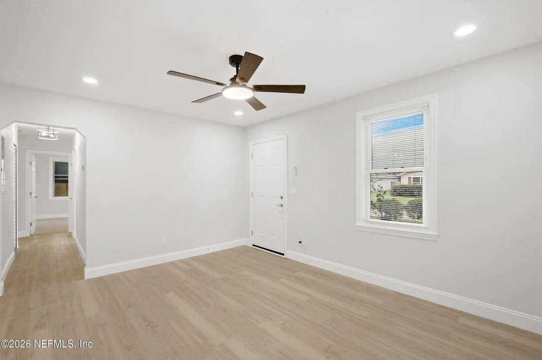 Photo of 4802 LOUISA Terrace
