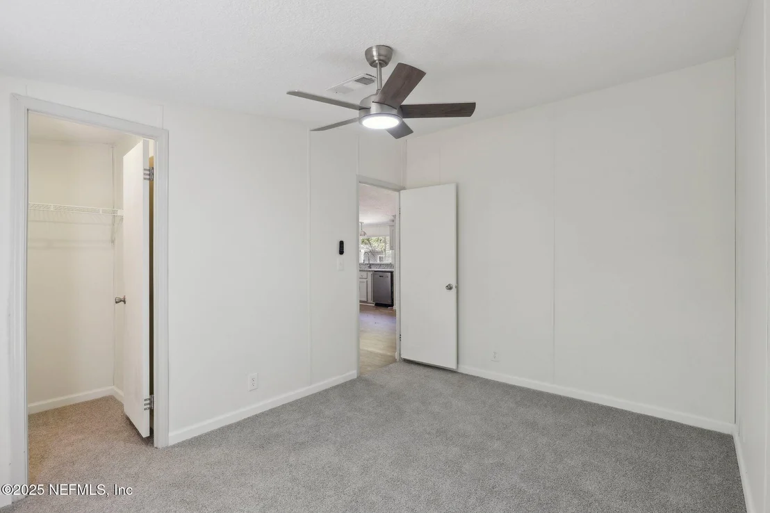 Photo of 606 JACKSON Road