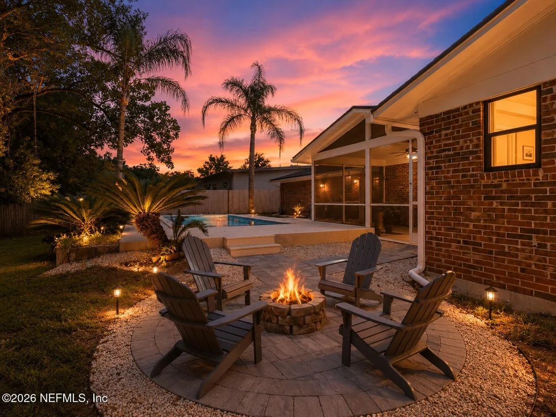 Photo of 1720 BAY Circle W