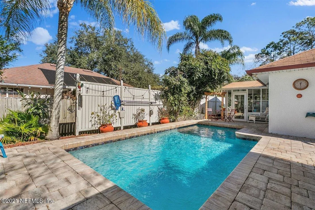Photo of 304 DOYLE Lane