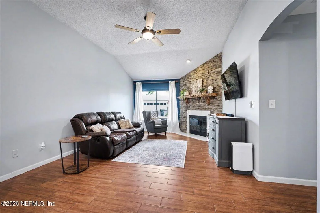 Photo of 10761 FORD Road