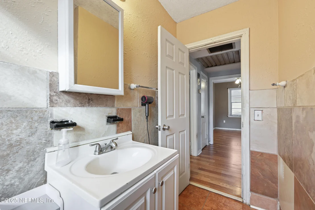 Photo of 3527 OLEANDER Street