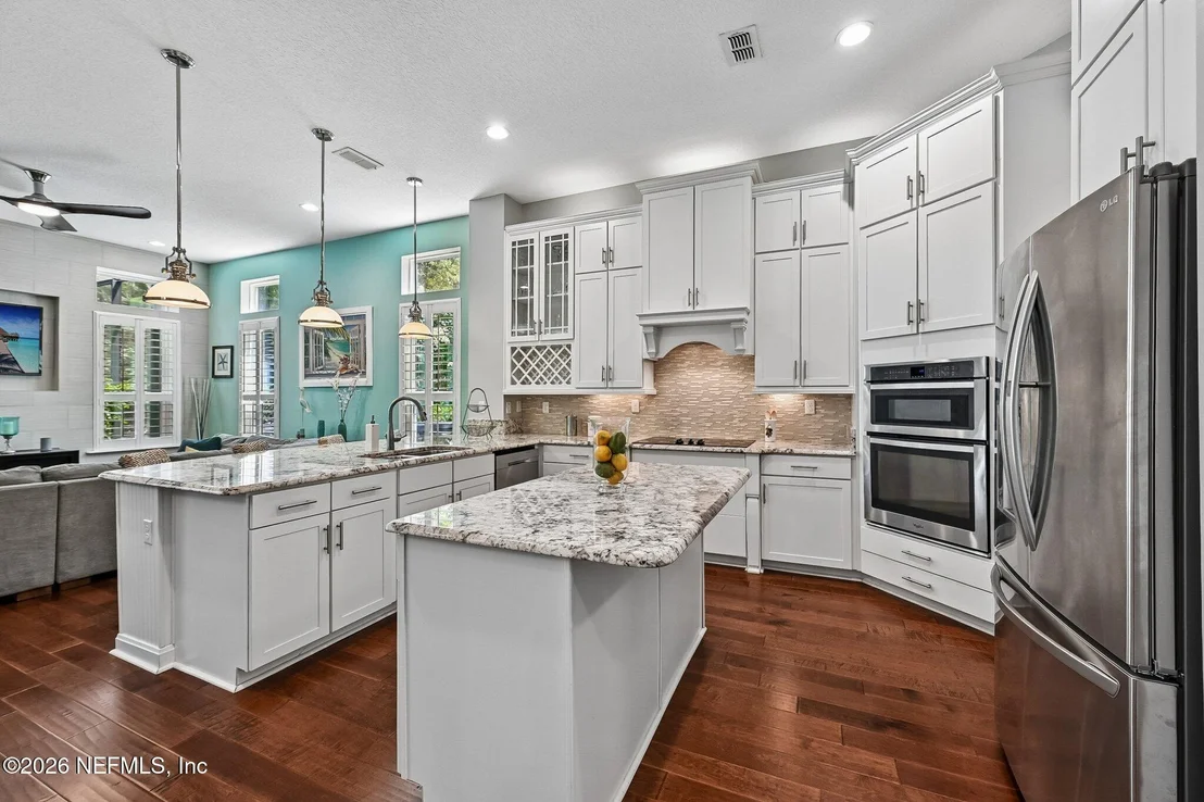 Photo of 136 DUNDEE Place