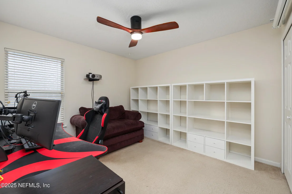 Photo of 408 LAKE MONROE Place