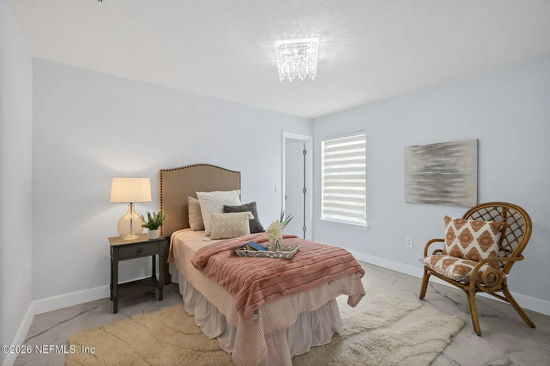 Photo of 132 SUMMERHILL Circle