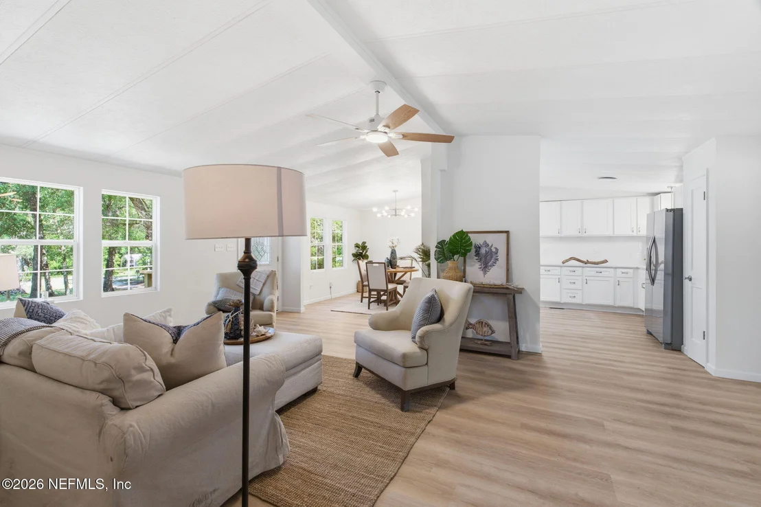 Photo of 8337 SINGLETON Place