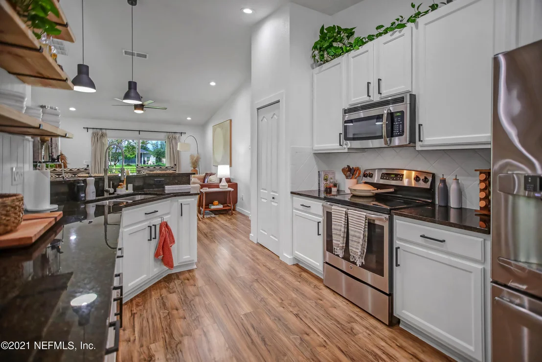 Photo of 136 TERRACINA Drive
