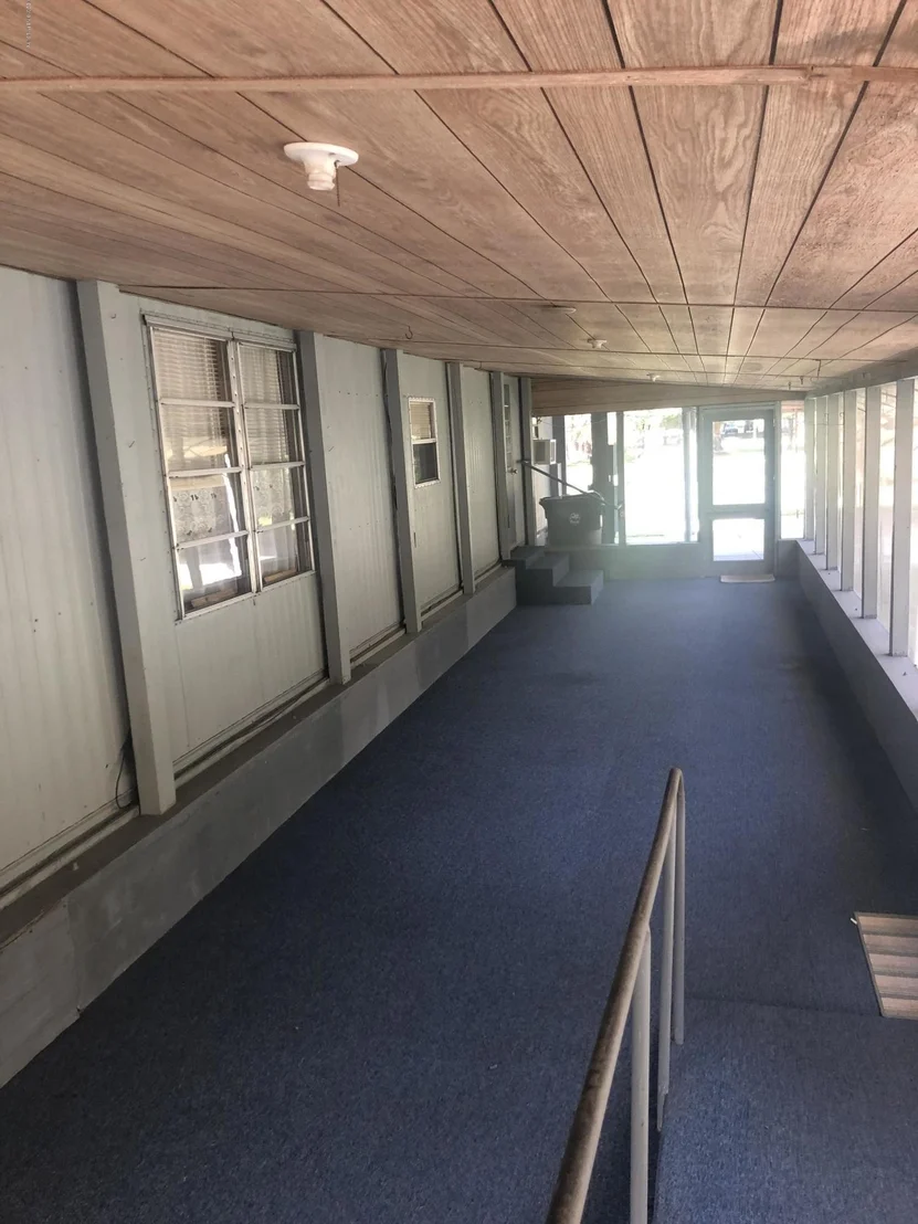 Photo of 610 COLLEY Road