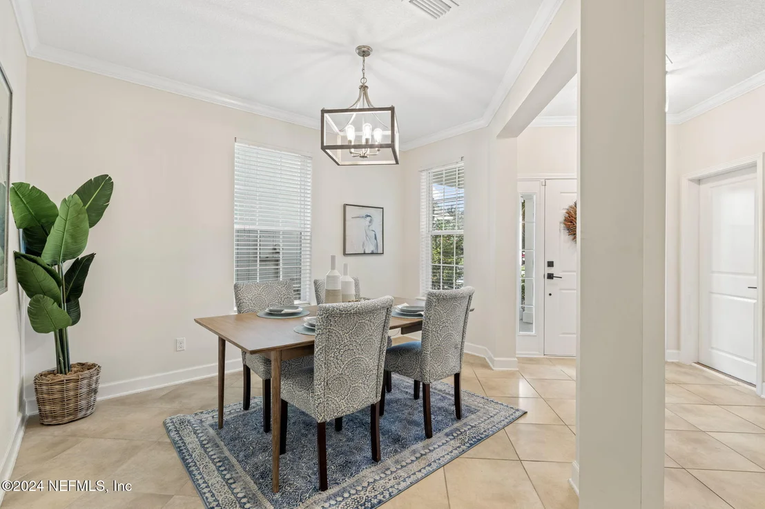 Photo of 237 SPRING PARK Avenue