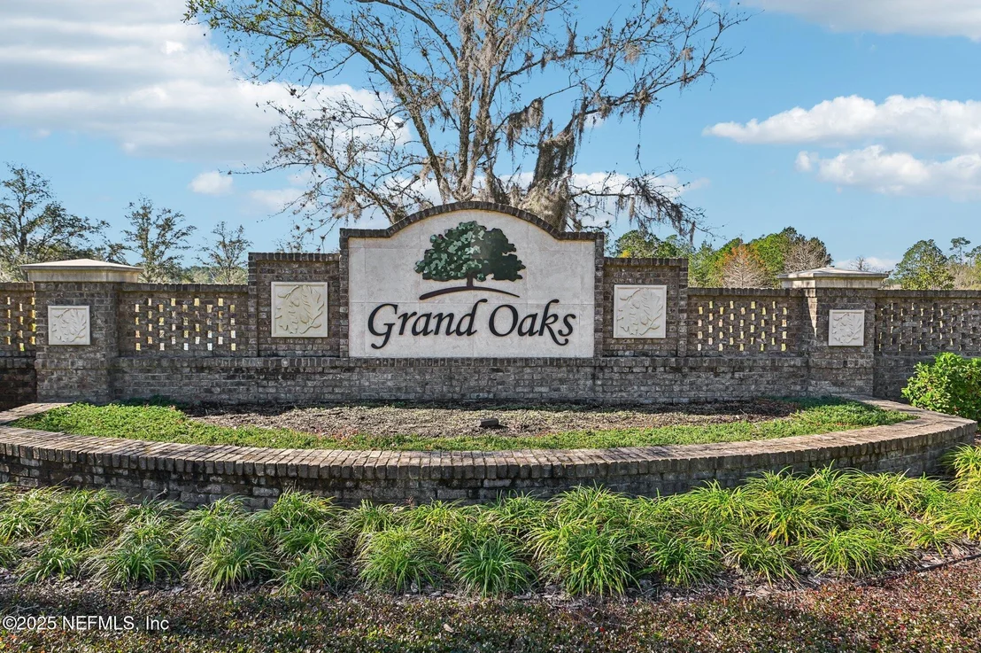Photo of 24 OAKHURST Court
