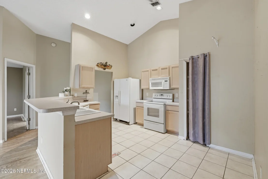 Photo of 917 BUTTERCUP Drive