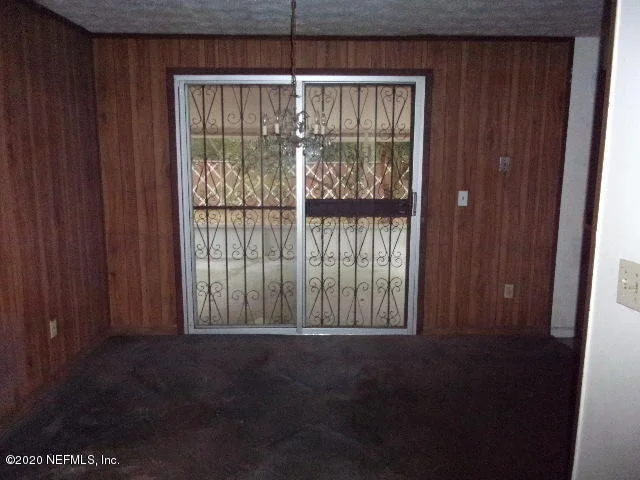 Photo of 9042 SIBBALD Road