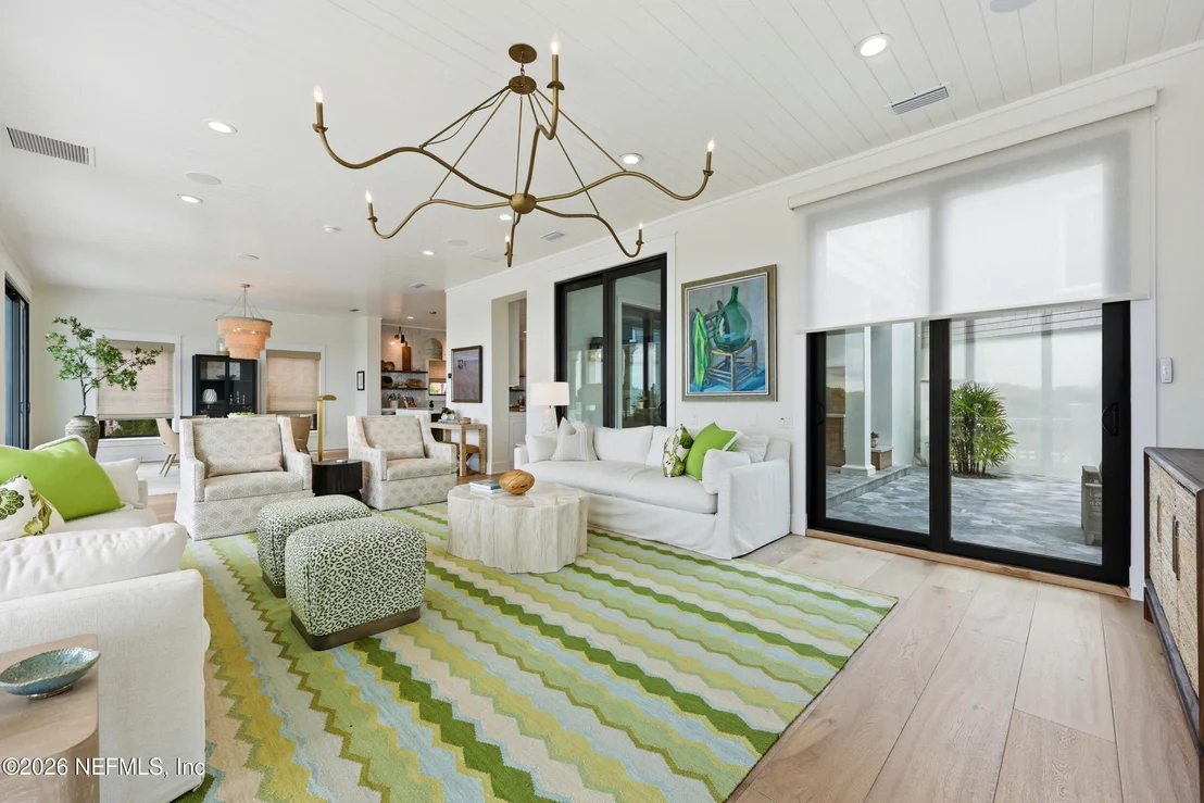 Photo of 688 OCEAN PALM Way