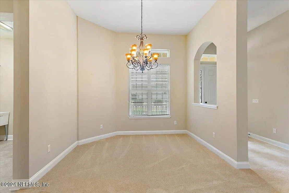 Photo of 1532 VALHALLA Way