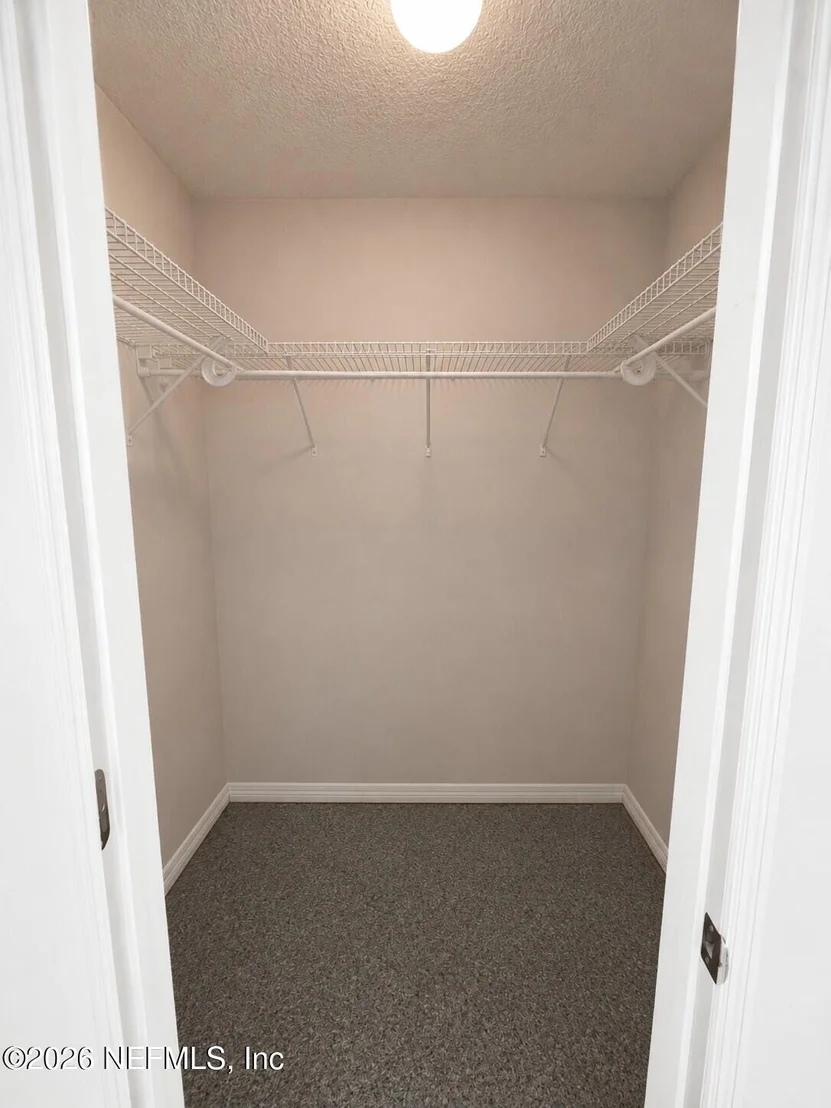 Photo of 25 CURRANT Avenue