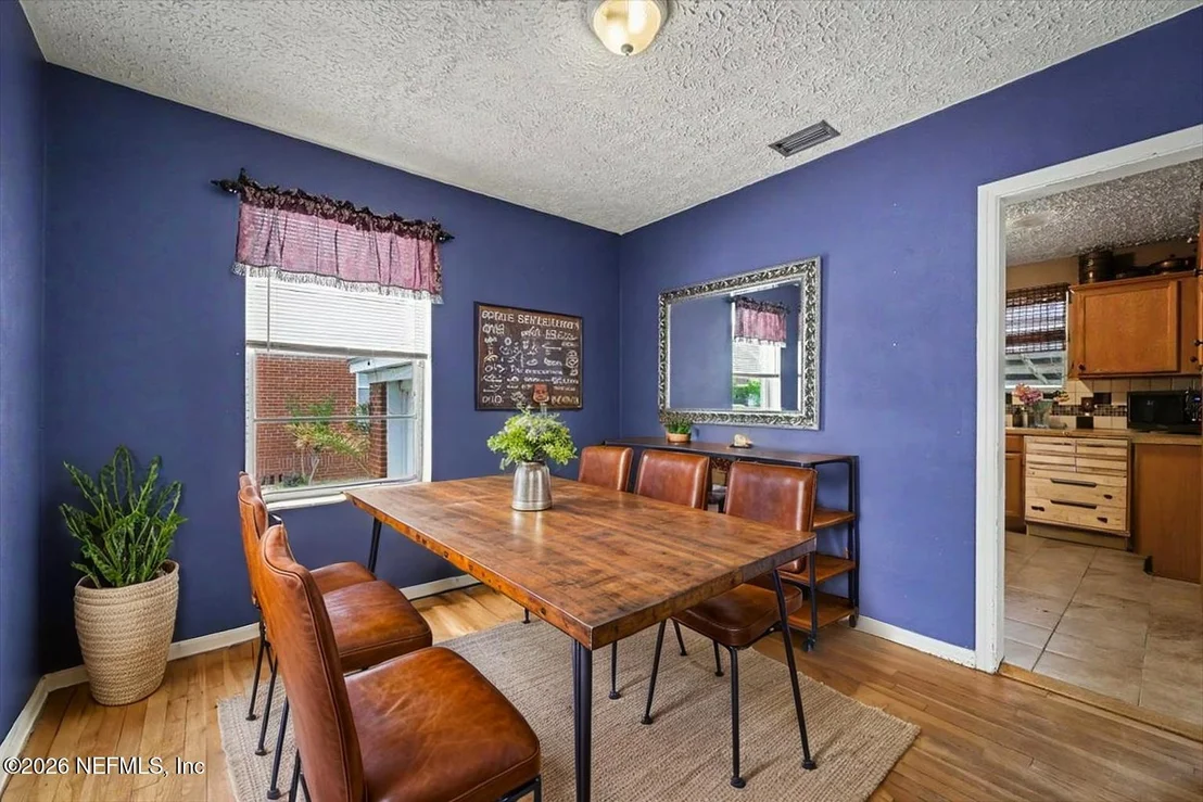 Photo of 4121 BIRMINGHAM Road
